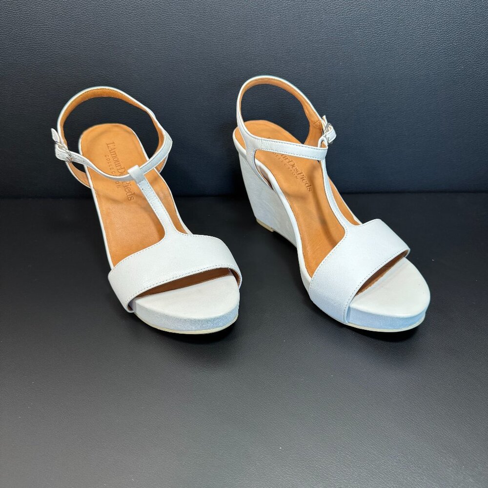 L'Amour Des Pieds T-strap Black Leather Wedge 8M